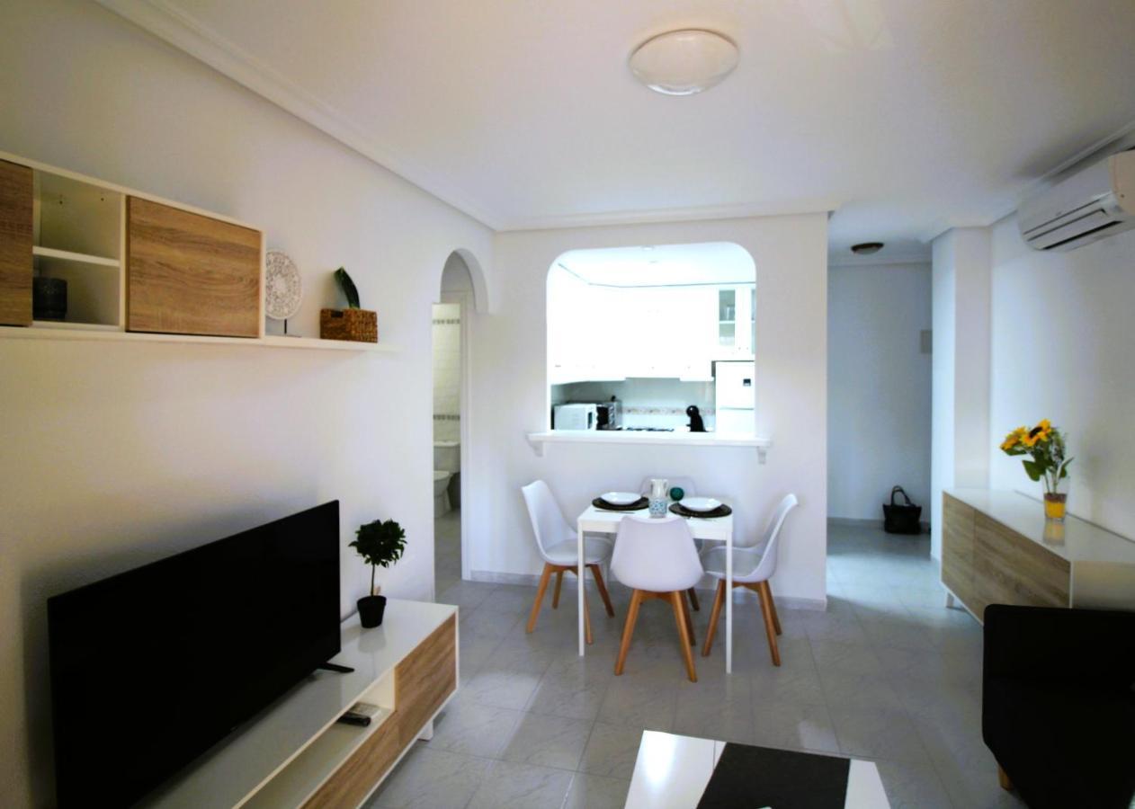 Apartamento Con Piscina En Urbanizacion Parquemar, La Mata, Torrevieja Aq-153 Экстерьер фото